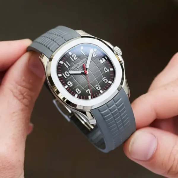 Patek Philippe – Aquanaut – Rubber Strap – Curved – Grey