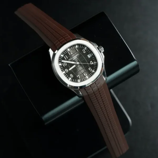 Patek Philippe – Aquanaut – Rubber Strap – Curved – Brown
