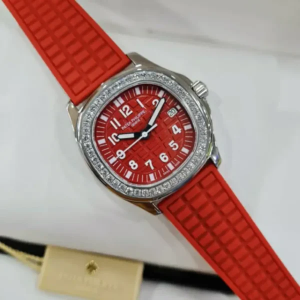 Patek Philippe – Aquanaut – Rubber Strap – Straight – Red