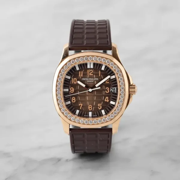 Patek Philippe – Aquanaut – Rubber Strap – Straight – Brown