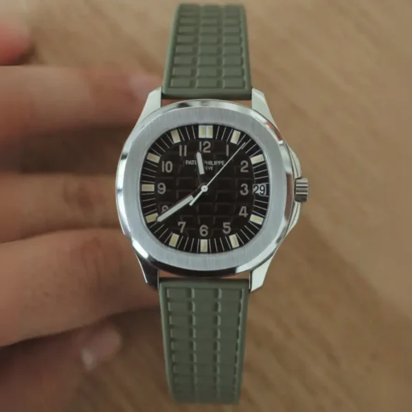 Patek Philippe – Aquanaut – Rubber Strap – Straight – Green