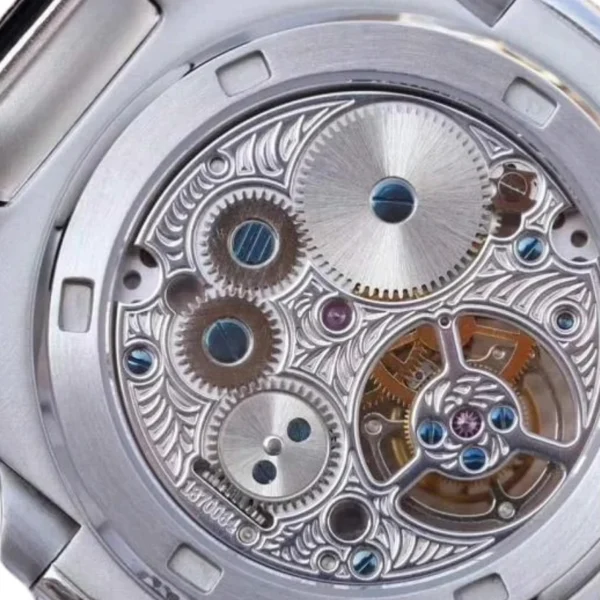patek-philippe-nautilus-tourbillion-white-dial-5711-jumbo-replica-5-1 Patek Philippe Nautilus 5711 Tourbillon “Jumbo” White Dial Near Original Replica