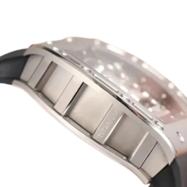richard-mille-rm52-01-tourbillion-grey-replica-6-1 Richard Mille RM 52-01 Tourbillon “Skull” Grey Exclusive Clone Edition